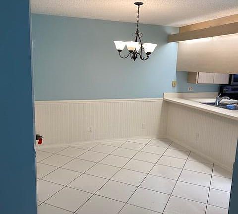5th image of 1933 Stratford Way #36A