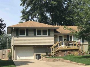 12252 Signal Dr, Omaha, NE 68137