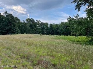 35 McDermott Rd, Mechanicville, NY 12118