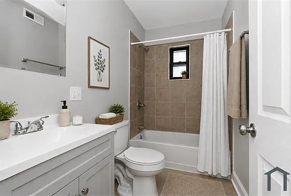7121 S East End Ave #3A — Photo 10