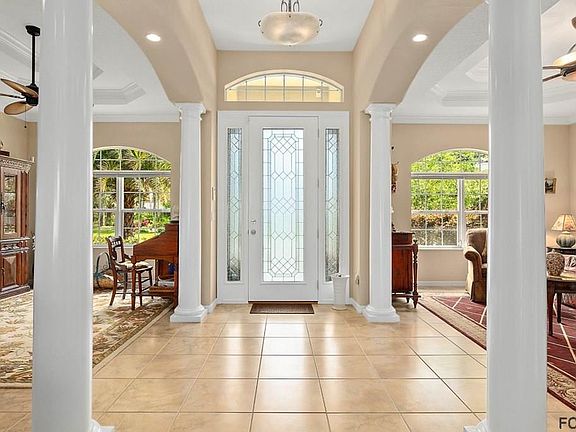 3rd image of 6 Essington Ln