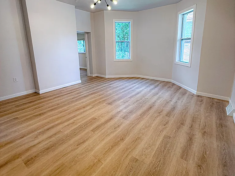 1404 Wareman Ave #2 — Photo 5