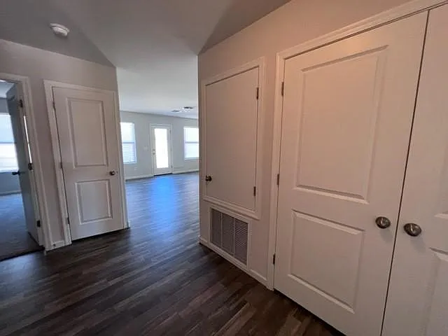 522 Ramar Rd — Photo 17