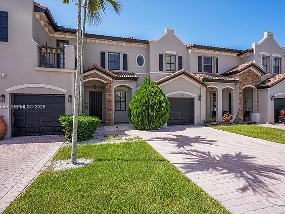 3rd image of 11224 SW 236th Ln #11224