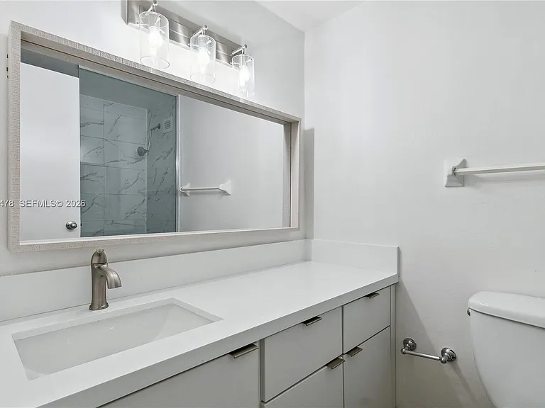 1000 West Ave #821 — Photo 5