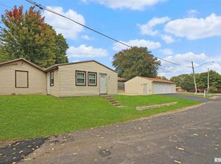 3703 N Grand Blvd, Peoria, IL