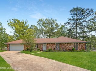 328 Park Ln, Jackson, MS 39212