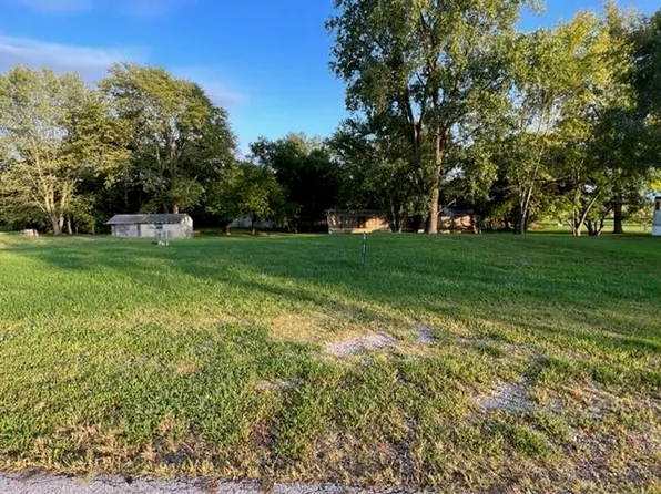 9317 Main St, Clarks Hill, IN 47930