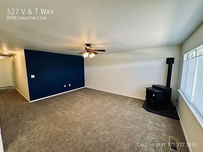 527 V & T Way — Photo 8