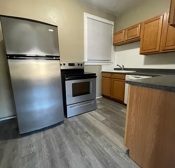 208 E Howard St #1 — Photo 7