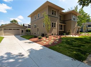 424 S Main St, Orrville, OH 44667