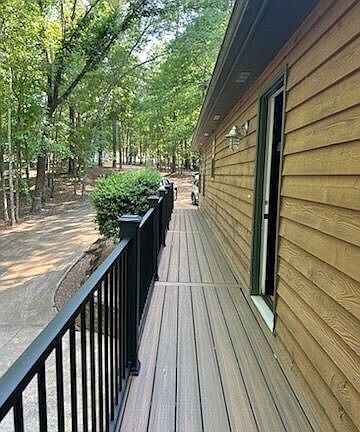 5th image of 377 E River Bend Dr