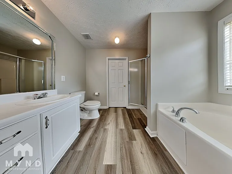 280 Shadowbrooke Dr — Photo 14