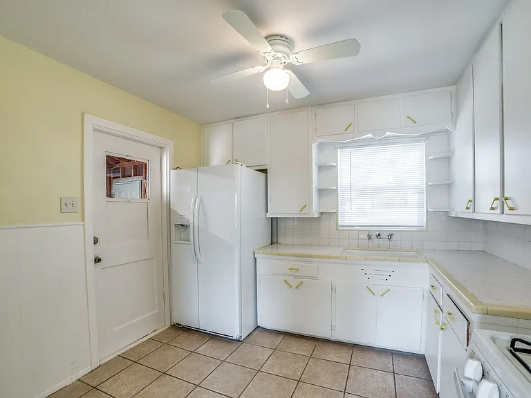 123 Mink Dr — Photo 10
