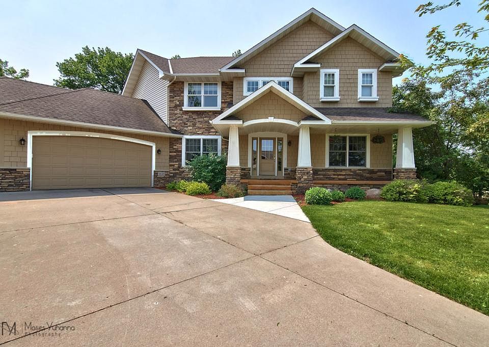 1st image of 9120 Edgewood Cir