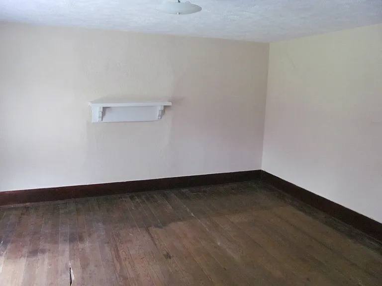 633 Parsons Rd — Photo 5