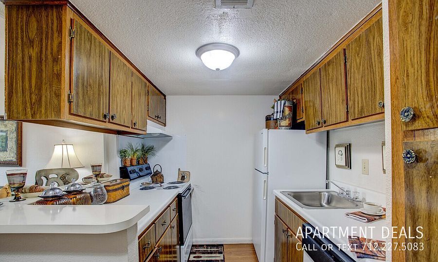 1st image of 6106 Renwick Dr #3453