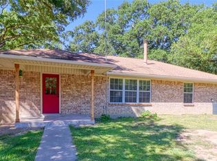 1952 NW County Road 3010, Barry, TX 75102