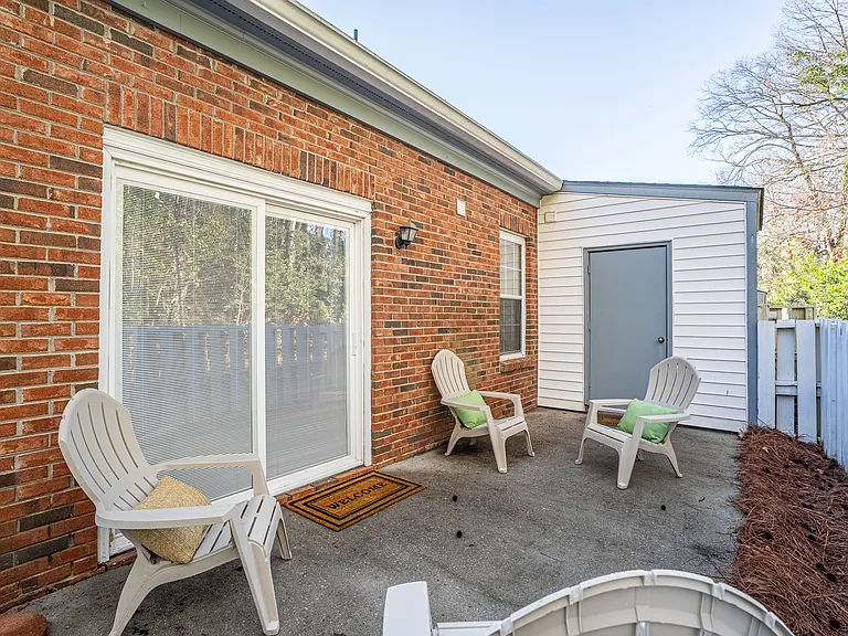 1019 Hulon Ln — Photo 15