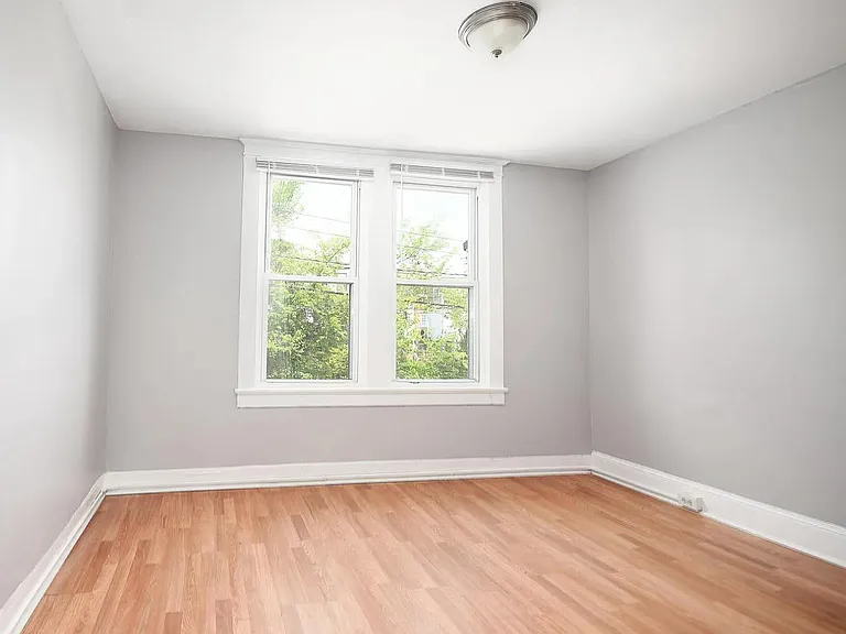 3324 Gwynns Falls Pkwy — Photo 10