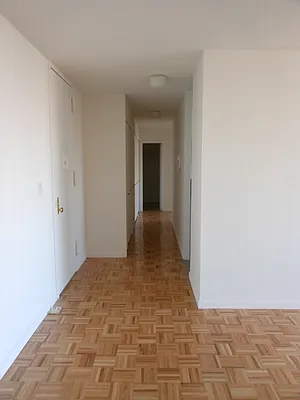 Rented by Realty Operations Group | media 6