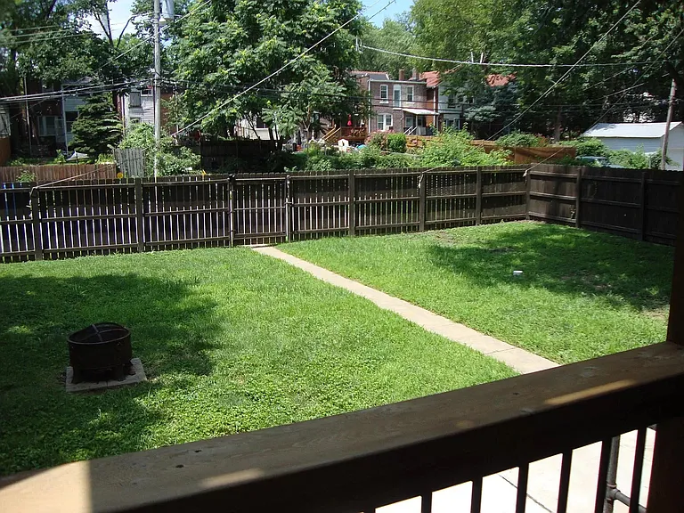 3159 3161 Alfred Ave - 3161 — Photo 10