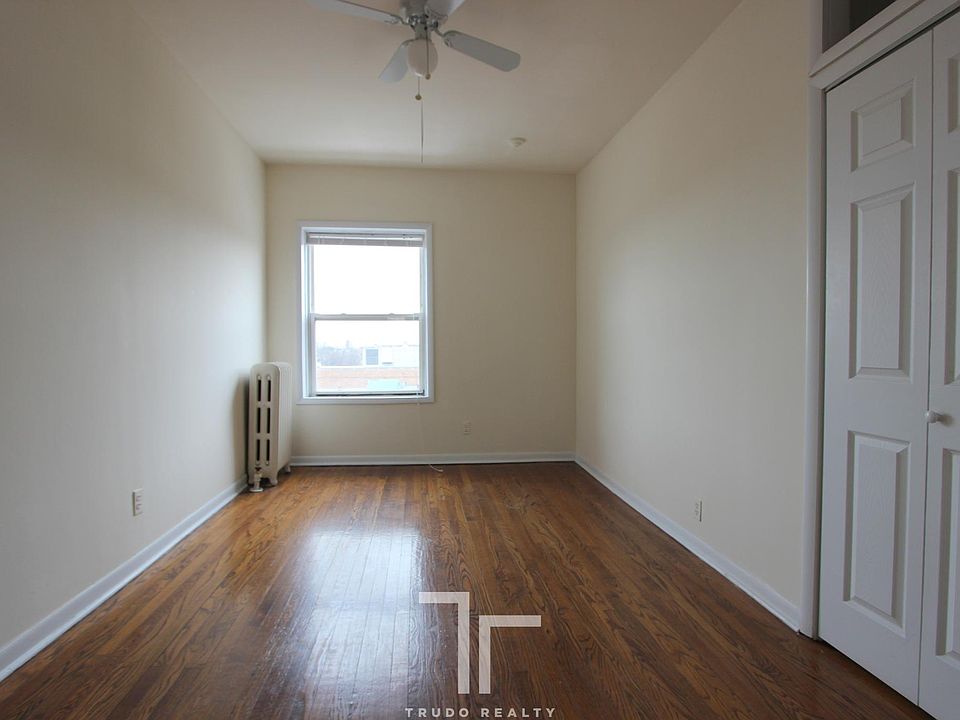 1st image of 1830 W Lawrence Ave