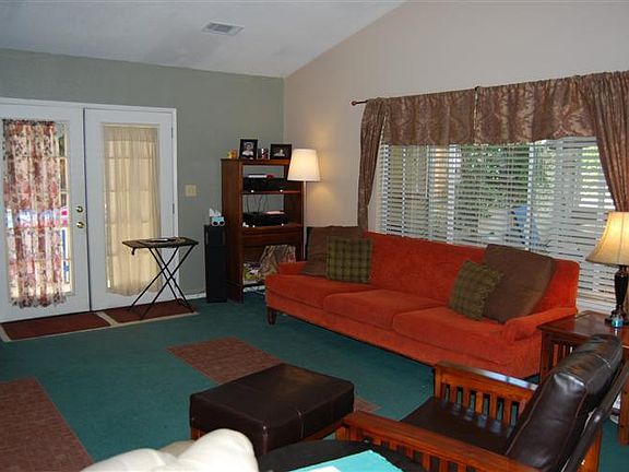 5th image of 7021 Mariposa Ave