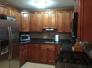 1732 166th St, Whitestone, NY 11357