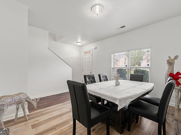 4th image of 3107 Rex Ridge Cir