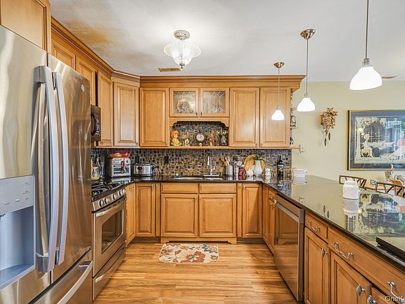 4th image of 31 Quail Court