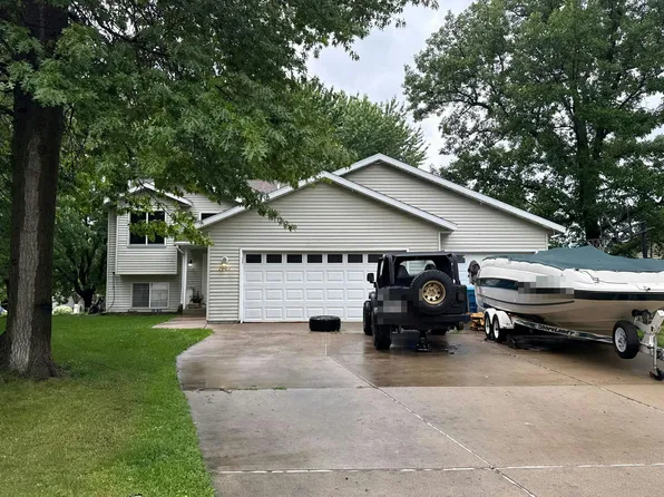 1701 9th Ave N, Sauk Rapids, MN 56379