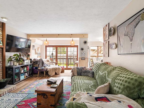 5th image of 3488 Meander Way