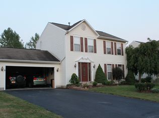 5105 Old Barn Rd, Clay, NY 13041