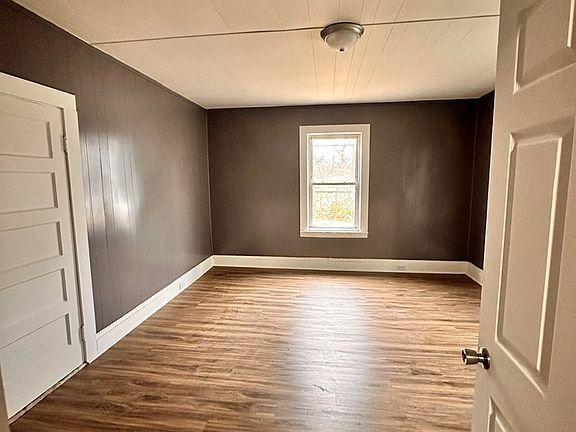 4th image of 1115 Stokes St