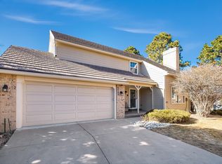 6043 E Briarwood Dr, Centennial, CO 80112