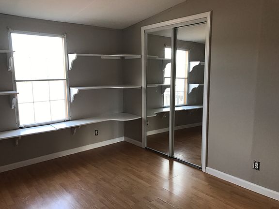 4th image of 1173 Peppertree Dr