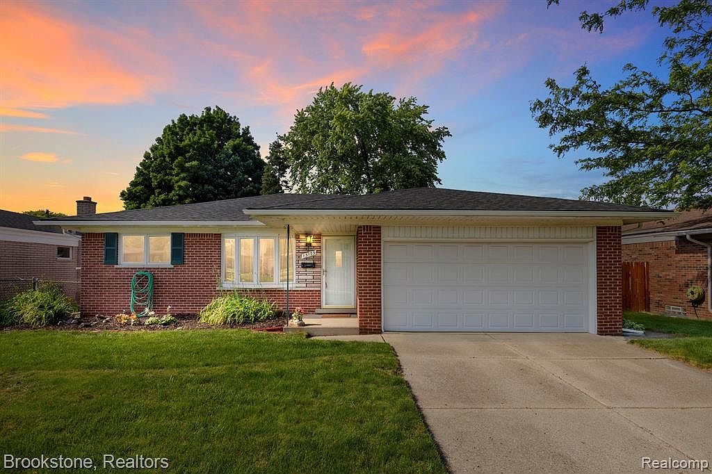 13173 Brierstone Dr Sterling Heights MI 48312 Zillow