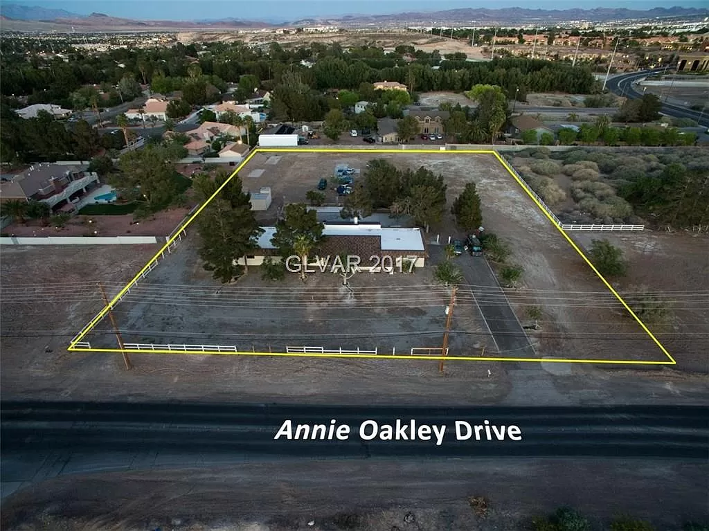 6010 Annie Oakley Dr, Las Vegas, NV 89120 | Zillow