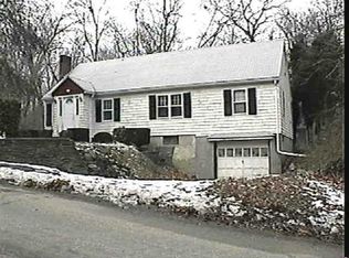 188 Plum Point Rd, Saunderstown, RI 02874