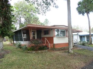81 Hillcrest Ln, Leesburg, FL 34748