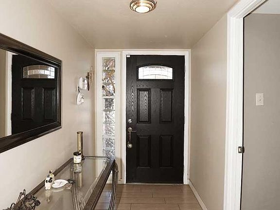 4th image of 8735 E WELDON Avenue