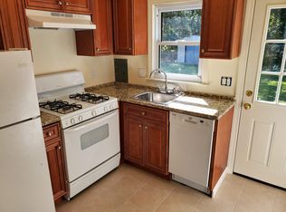 21 Breezy Point Rd, South Yarmouth, MA 02664