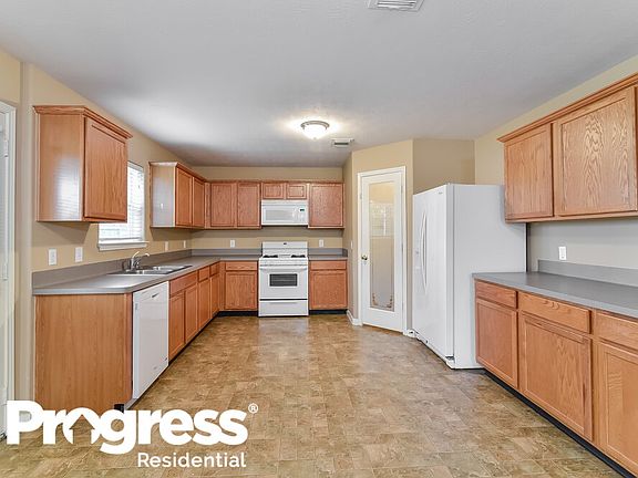 5th image of 24511 Cornell Park Ln