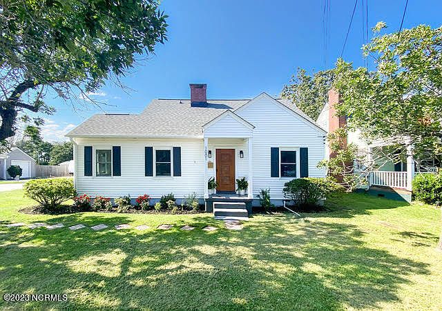 1st image of 1001 Live Oak Street