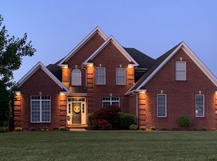 806 Hunters Run Ave, Bowling Green, KY 42104