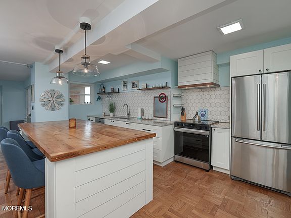2nd image of 321 Sunset Avenue #4C