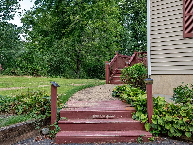 497 Sunset Dr — Photo 48