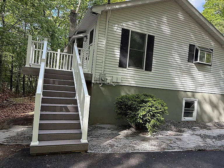413 Leisure Loop — Photo 14