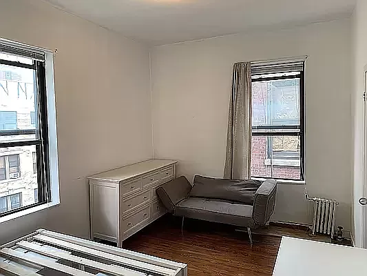 Rented by R New York | media 19